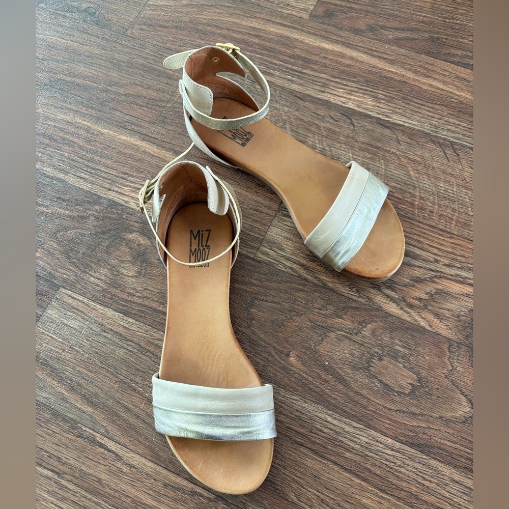 Miz Mooz Womens Atlantic Flat Ankle Strap Sandals